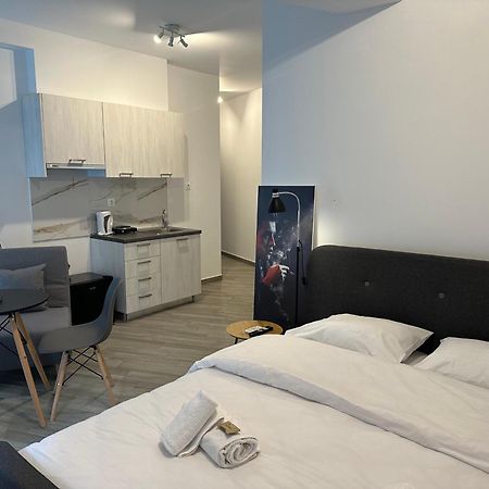 Brand New Studios Ipm1-2-3-4 Larissa Exteriér fotografie